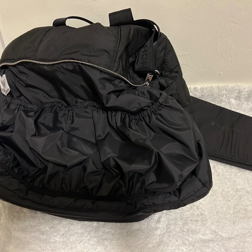 Givenchy Padded Nylon Changing Diaper Bag/Travel Duffel Bag Black & Mat